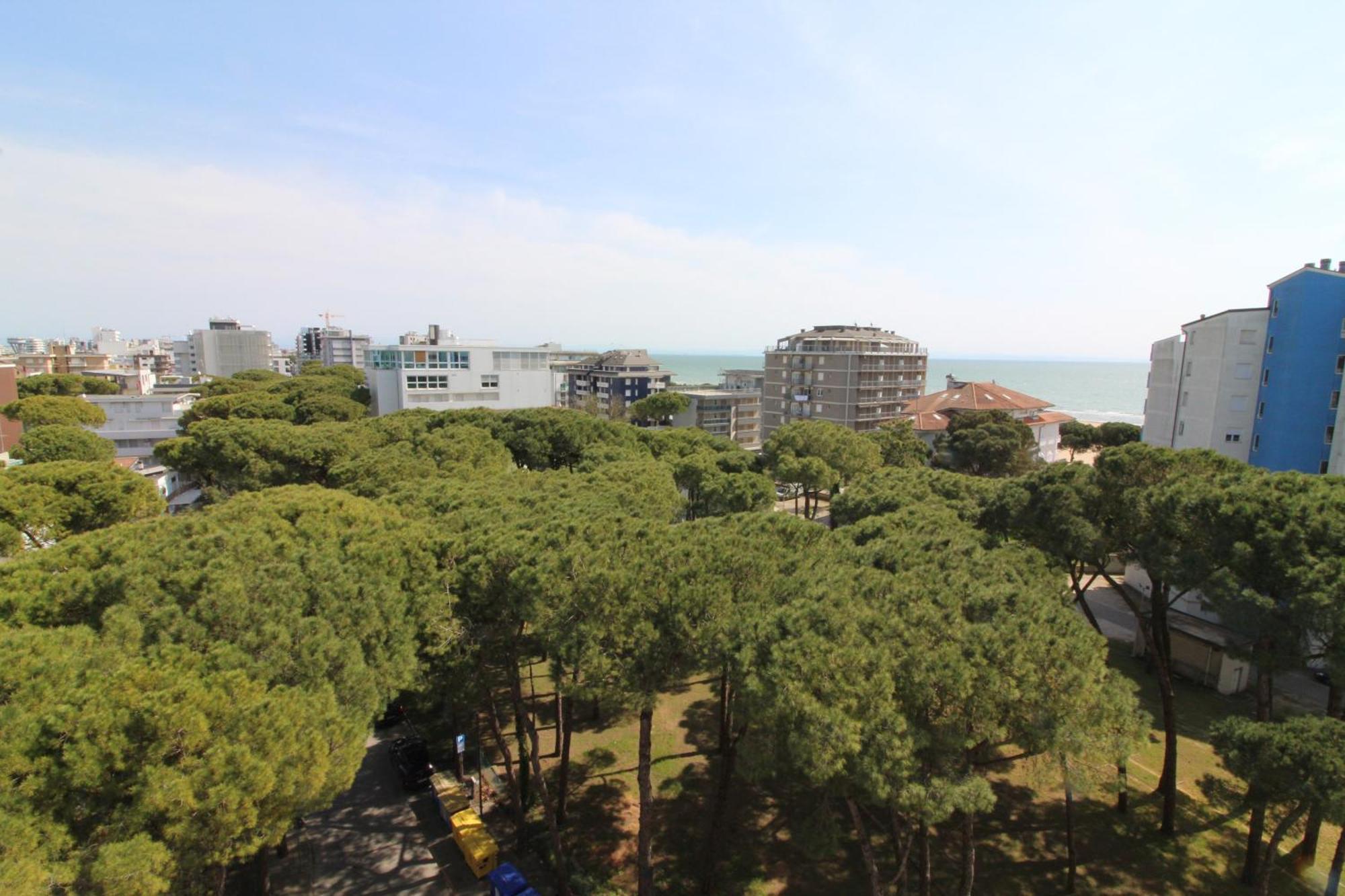 Appartamenti Luna Lignano Sabbiadoro Eksteriør billede